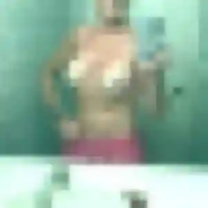 Daphne de Réguisheim, 32 ans - plan cul sans prise de tête