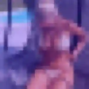 Bernadette, 27 ans, disponible à Reilhac pour une rencontre coquine