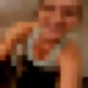 Xenia, 41 ans, disponible à Ribemont pour une rencontre coquine