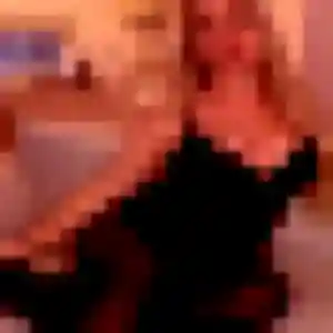 Rencontre Eglantine, 34 ans à Riez en privé