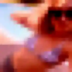 Lucienne, 36 ans, connectée à Rivière pour une rencontre coquine