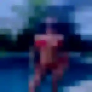 Blanche, fille de 42 ans cherche plan cul à Robion