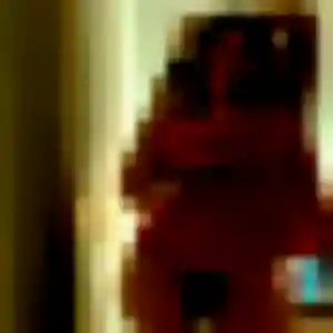 Flore (29 ans) à Rochecorbon propose un plan cul maintenant