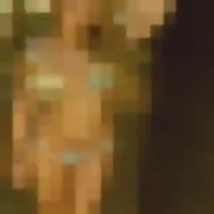 Photo exclusive de Flora, 29 ans à Rochefort - plan discret