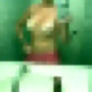 Sexy Flore, 37 ans à Rochetaillée-sur-Saône - découvrir son profil