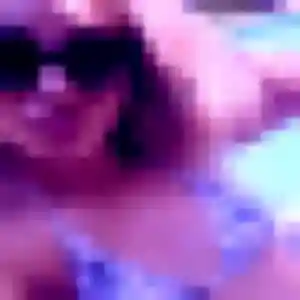Jolie Ambre, 22 ans à Roisey - voir sa photo