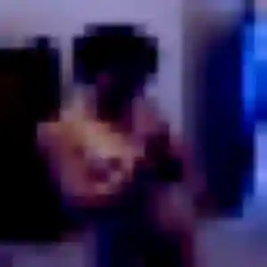 Mathilde, 44 ans, connectée à Roost-Warendin pour une rencontre coquine