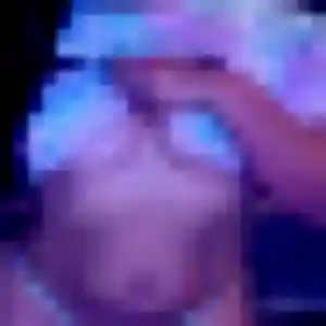 Jolie Valerie, 22 ans à Roquebrune-sur-Argens - la contacter