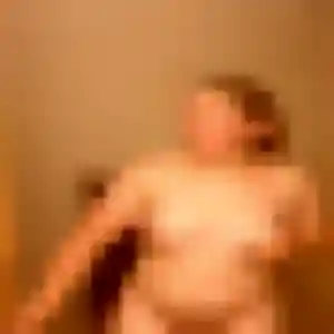 Melanie, 27 ans, dispo pour plan cul à Roura