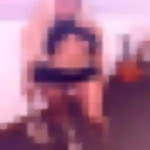 Josephine, 44 ans, en ligne à Rouxmesnil-Bouteilles pour une rencontre coquine