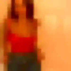 Muriel, 40 ans, disponible à Saint-André-le-Gaz pour une rencontre coquine