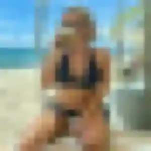 Melanie, 33 ans, connectée à Saint-Armou pour une rencontre coquine