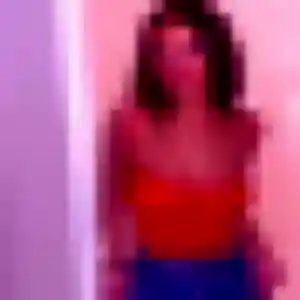 Rejoins Sasha, 25 ans à Saint-Arnoult en privé