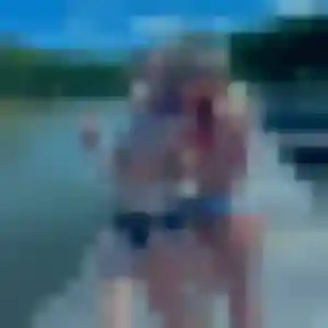 Anouk, 29 ans, en ligne à Saint-Aubin-des-Châteaux pour une rencontre coquine