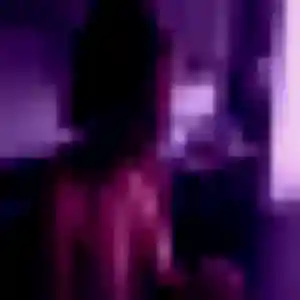 Vanessa, 22 ans, en ligne à Saint-Avé pour une rencontre coquine