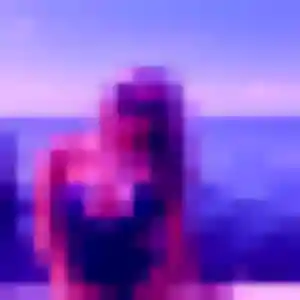 Découvre Noella, 25 ans à Saint-Avre gratuitement
