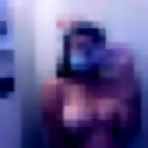 Photo de Agathe à Saint-Ay (36 ans) - plan cul gratuit
