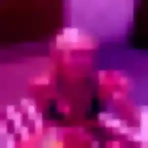 Prune, 26 ans, en ligne à Saint-Berthevin pour une rencontre coquine