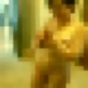 Suzanne, 24 ans, connectée à Saint-Bueil pour une rencontre coquine