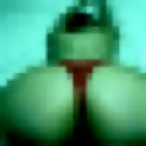 Clara, 40 ans, en ligne à Saint-Chamond pour une rencontre coquine