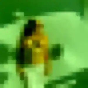 Jade (24 ans) à Saint-Christol-lez-Alès attend une rencontre ce soir