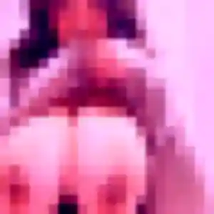 Rejoins Kelly, 33 ans à Saint-Clément-des-Baleines en privé