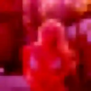 plan cul à Saint-Cyr-l'École : profil de Lucienne, 22 ans - accès libre