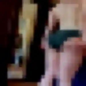 Solange, 32 ans, dispo pour plan cul à Saint-Cyr-les-Vignes