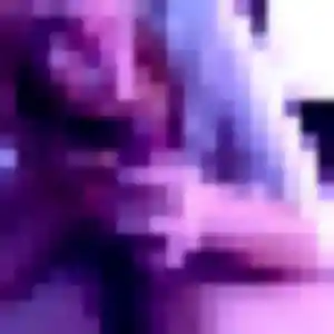 Luna, 24 ans, connectée à Saint-Cyr-sur-Mer pour un plan cul