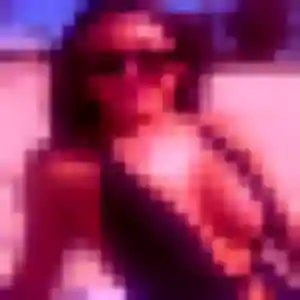 Iris (24 ans) à Saint-Denis-sur-Coise propose une rencontre aujourd'hui