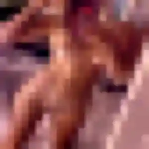 Mia (40 ans) à Saint-Dizier-Masbaraud cherche un plan cul maintenant