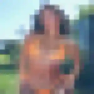 Zoe (27 ans) à Saint-Esprit propose une rencontre ce soir