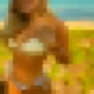 Photo privée de Louise, 45 ans à Saint-Étienne-la-Varenne - rencontre sans lendemain