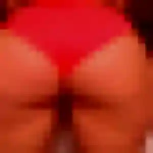 Photo de Salome à Saint-Étienne-le-Molard (27 ans) - plan cul anonyme