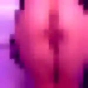 Charmante Elise, 28 ans à Saint-Fargeau - la contacter