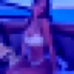 Profil de Marie-Laure à Saint-Forgeux-Lespinasse (25 ans) - plan cul anonyme