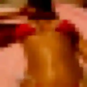 Rejoins Heloise, 32 ans à Saint-Geniès-de-Fontedit en t'inscrivant