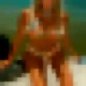 Ursule (32 ans) à Saint-Georges-les-Bains cherche un plan cul ce soir