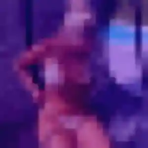 Découvre Violette, 22 ans à Saint-Germain-du-Corbéis gratuitement
