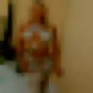 Sarah, 41 ans, veut un plan cul à Saint-Germain-en-Coglès