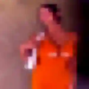 Yasmine, 44 ans, disponible à Saint-Hilaire-Cottes pour un plan cul
