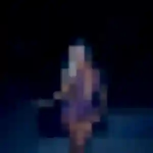 Photo de Coralie à Saint-Hilaire-de-Brethmas (39 ans) - plan cul anonyme