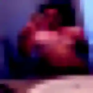 Salome, fille de 35 ans cherche plan cul à Saint-Hilaire-du-Harcouët