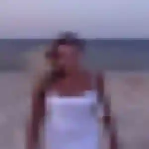 Photo exclusive de Alix, 42 ans à Saint-Hippolyte - plan discret