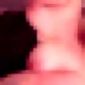 Découvre Julie-Anne, 26 ans à Saint-Jean-Bonnefonds en privé