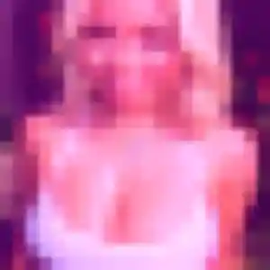 Photo de Stephanie à Saint-Jean-de-Daye (39 ans) - plan cul discret