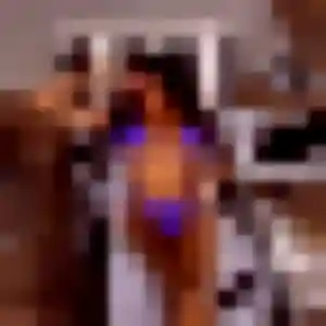 Doriane (39 ans) à Saint-Jean-du-Doigt cherche un plan cul ce soir