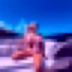 Roxane (34 ans) à Saint-Jean-Saint-Maurice-sur-Loire attend un plan cul rapidement