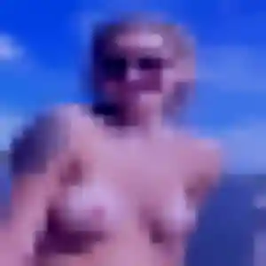 Romane, 27 ans, disponible à Saint-Joseph pour un plan cul