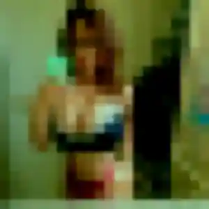 Alicia, 35 ans, cherche un plan cul à Saint-Julien-de-Chédon